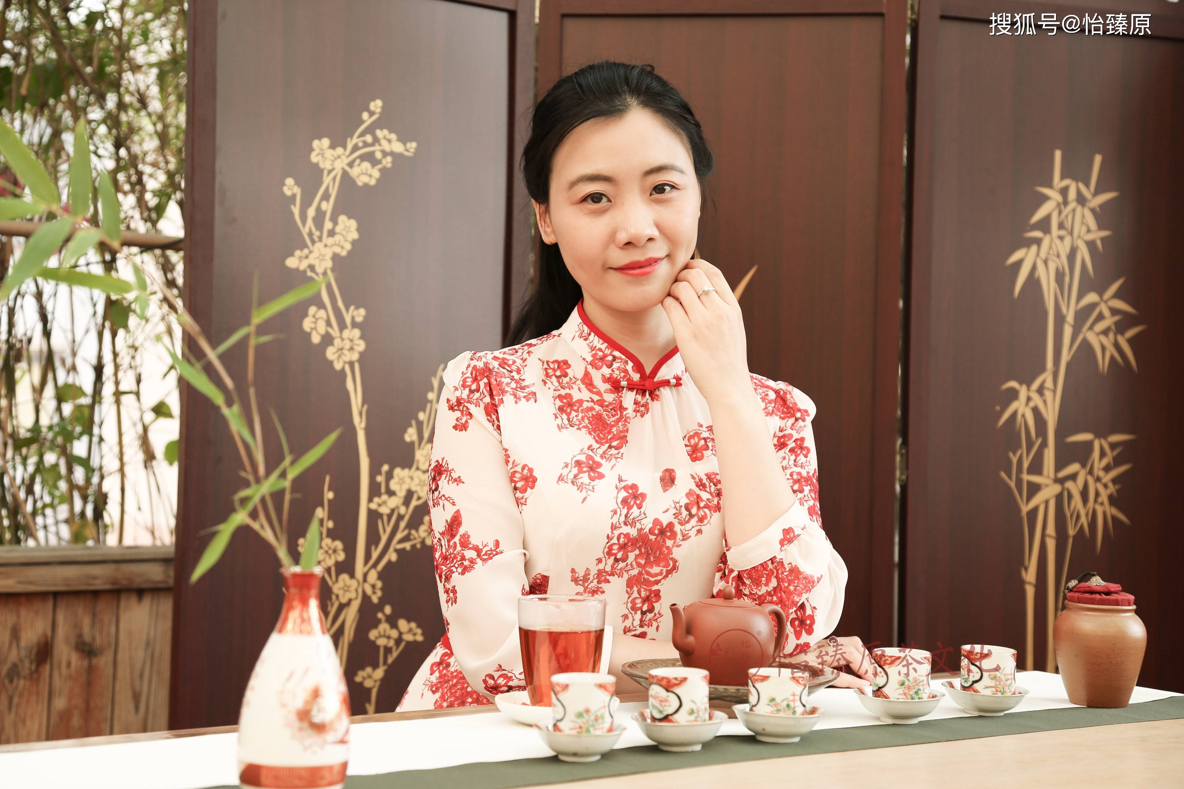 聆听茶艺非遗传承人故事续写优秀文化篇章——茶艺名师关洁婷专访(图2)